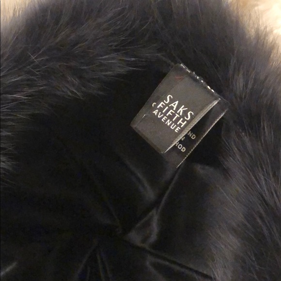 Saks 5th ave fur salon hat - Picture 5 of 8